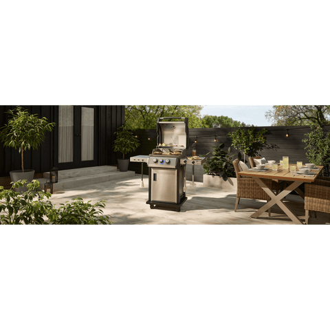 Vermont Castings 2-Burner Propane BBQ with TempASSURED Technology™