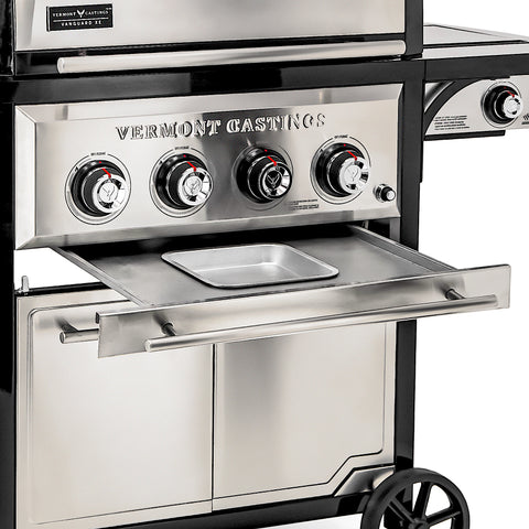 Vermont Castings Vanguard™ XE 4-Burner Premium Stainless Steel Convertible Gas BBQ Grill with Infrared Side-Burner